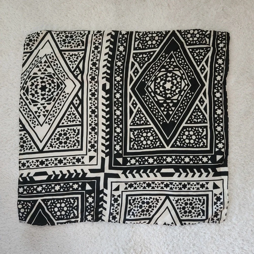 Michael Murray Vintage Silk Scarf Black White Geometric‎ Tribal Square 21x20.5